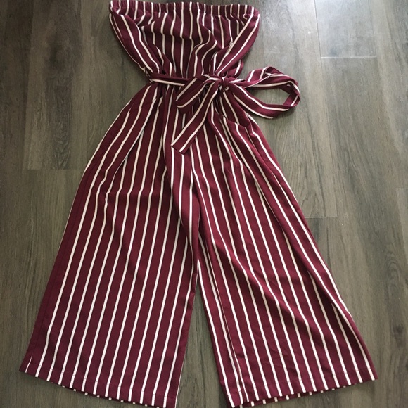 Strapless striped belted jumpsuit - Picture 2 of 2